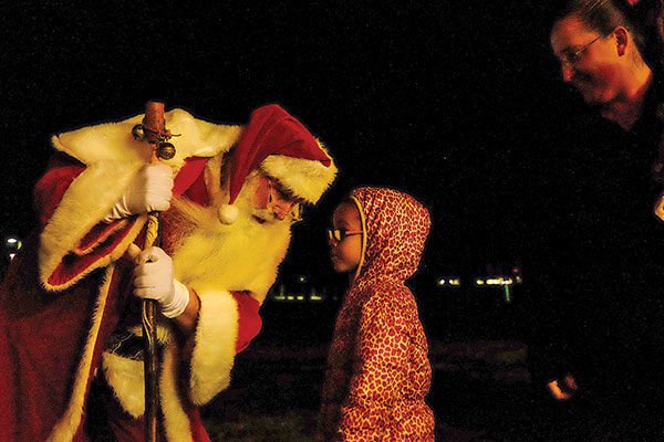 Grove Ok Christmas Parade 2022 Oak Grove Christmas Parade Just Around The Corner - Opera News