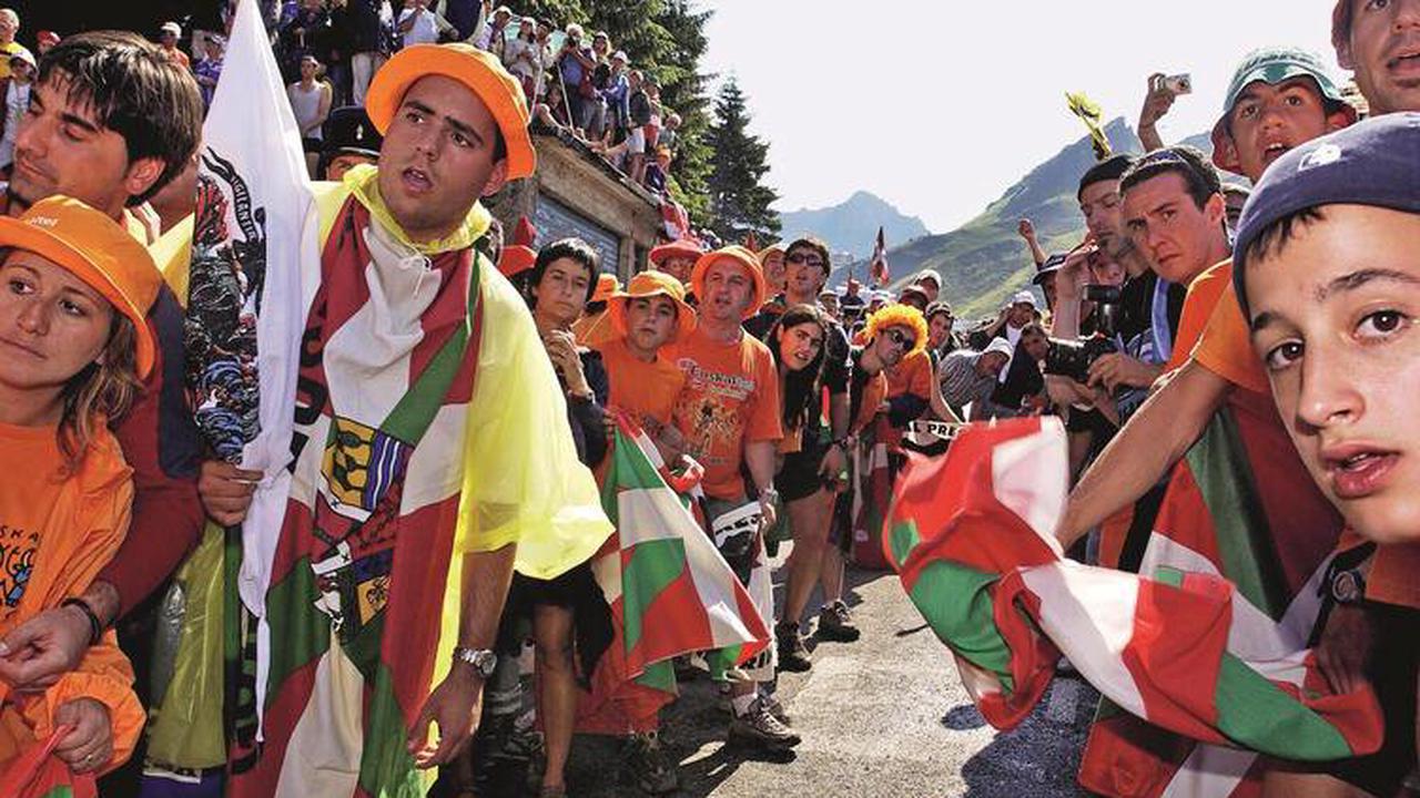 Buch­tipp Bild­band zur Tour de France: „War­ten auf Go­deau“