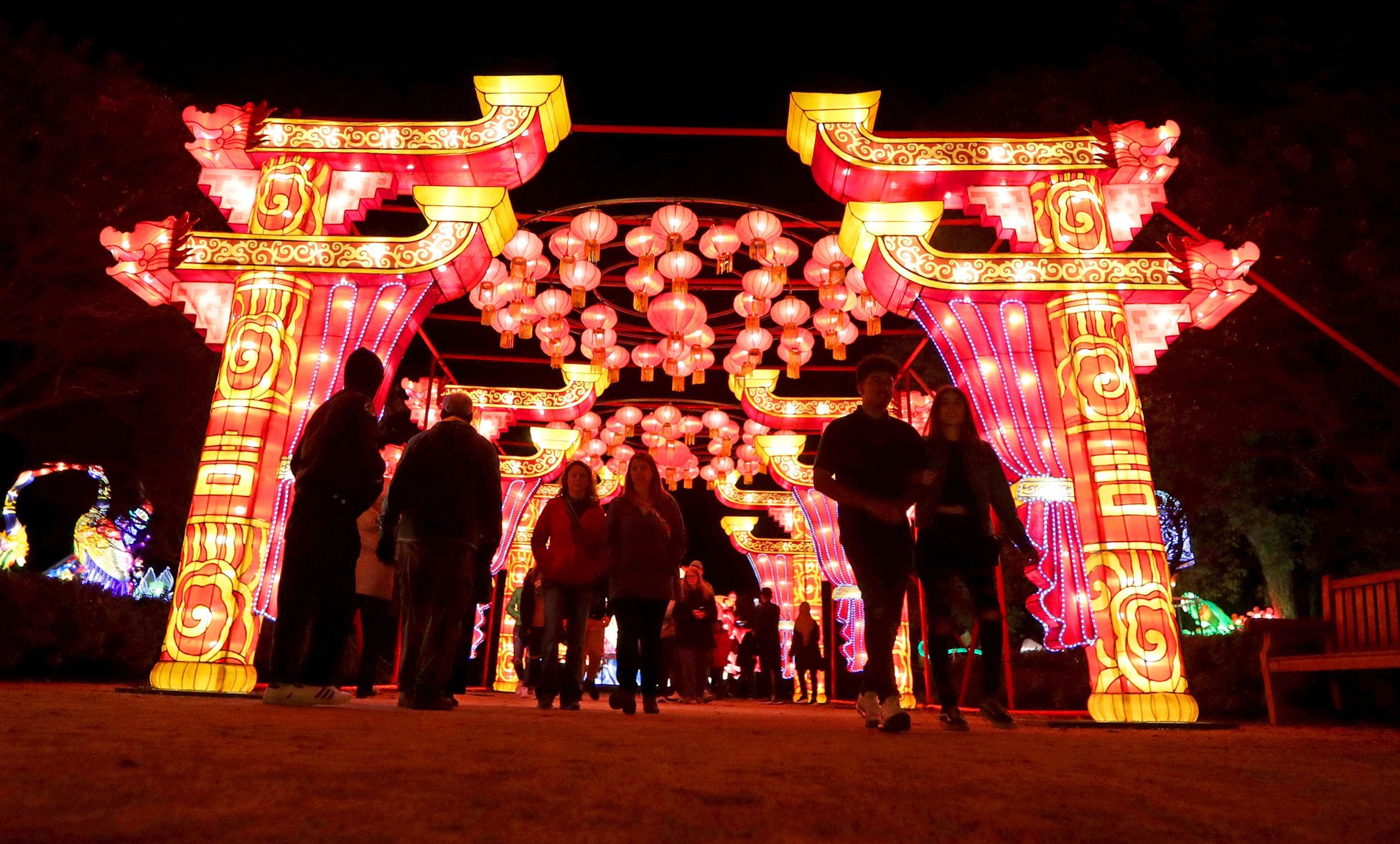 Christmas Festival 2022 Wisconsin Popular China Lights Wisconsin Festival At Boerner Botanical Gardens  Canceled Again, Will Return In 2022 - Opera News