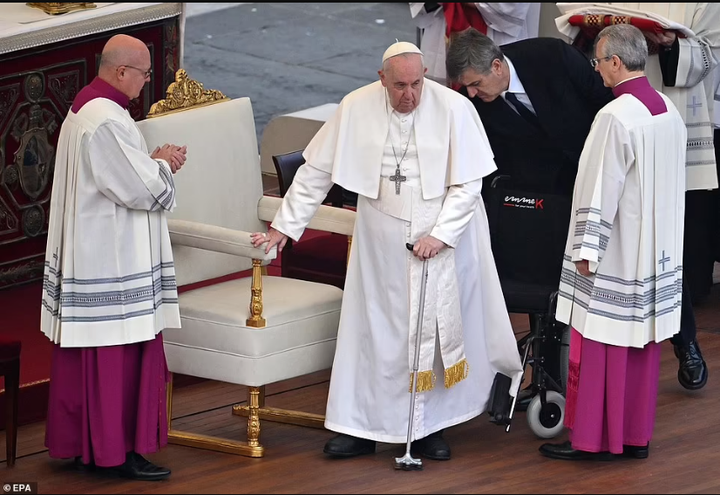 Pope Francis presides as Pope Benedict XVI is laid to rest (photos)