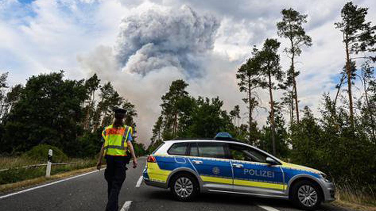 Klimawandel: Waldbrand in Sachsen und Brandenburg beschäftigt Feuerwehr