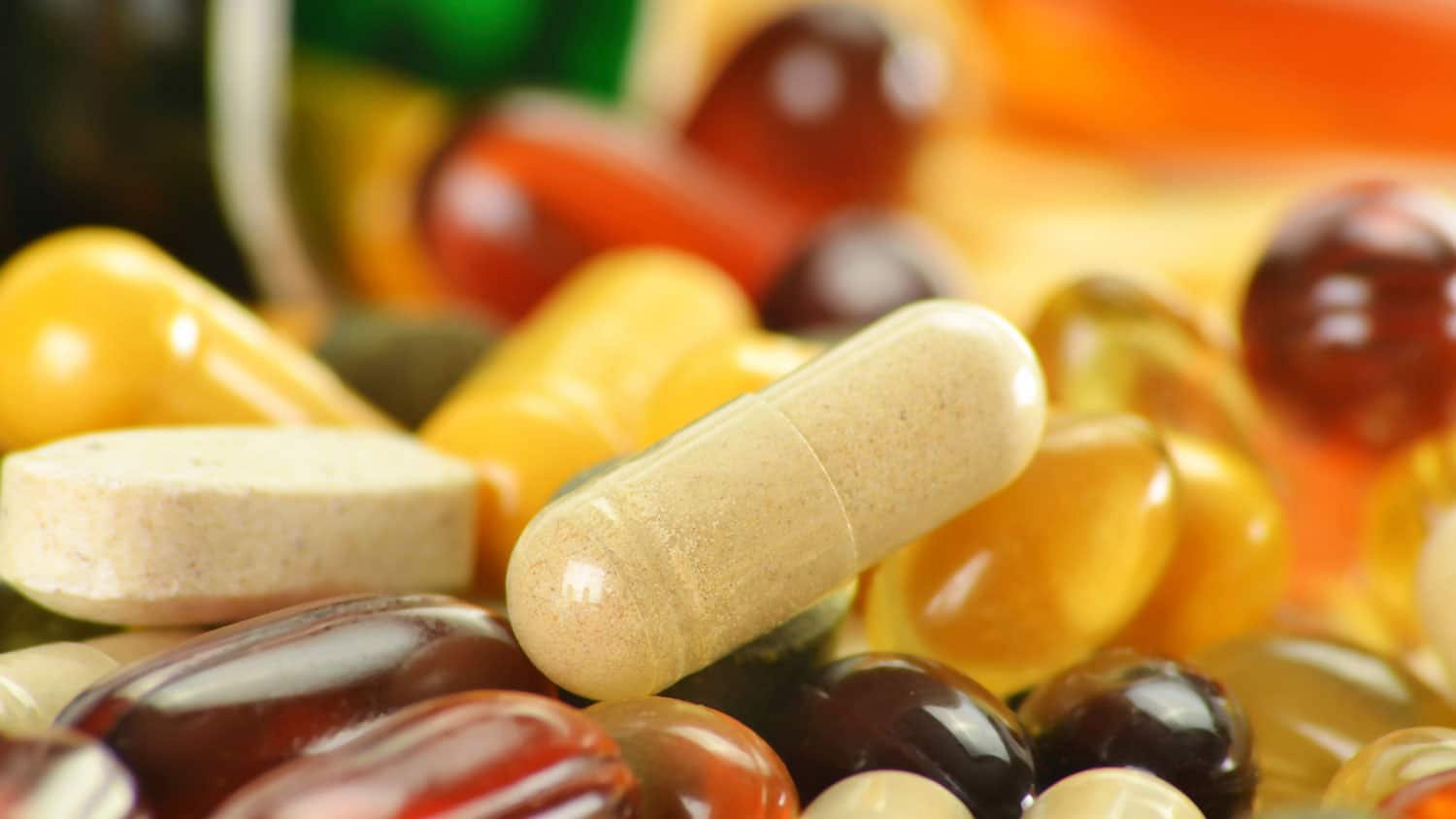 Multivitamins or Single Supplements: Which Option Supports Healthy Aging Best?