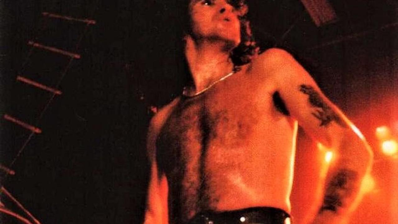 Listen to the isolated vocals of Bon Scott on AC/DC song ‘Highway to Hell’