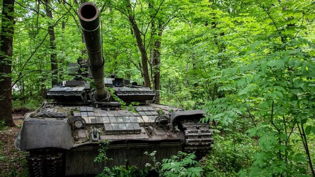Боец ополчения ЛНР спас заваренных в танке боевиков ВСУ: «По 18 лет пацанам!»