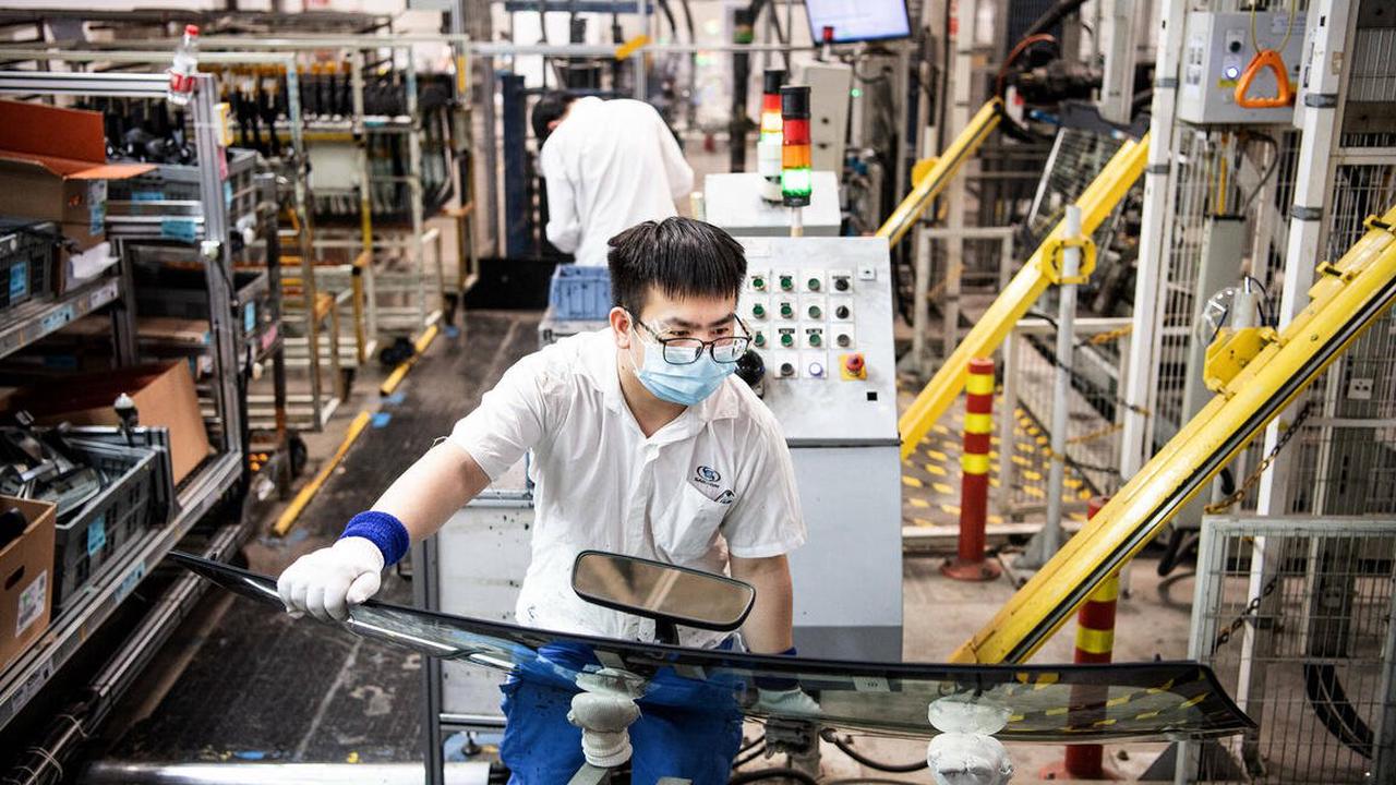 Chinas Industrie und Dienstleister wachsen wieder