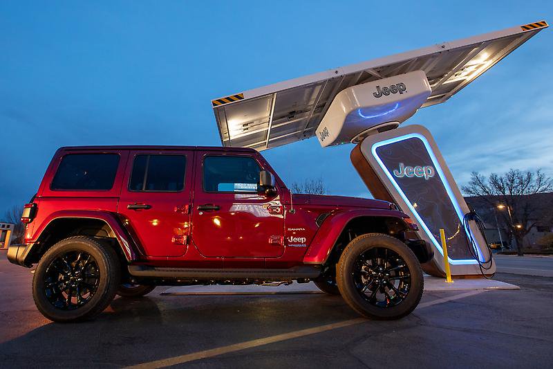 The 21 Jeep Wrangler Unlimited Rubicon 4xe Offers New Technology Opera News