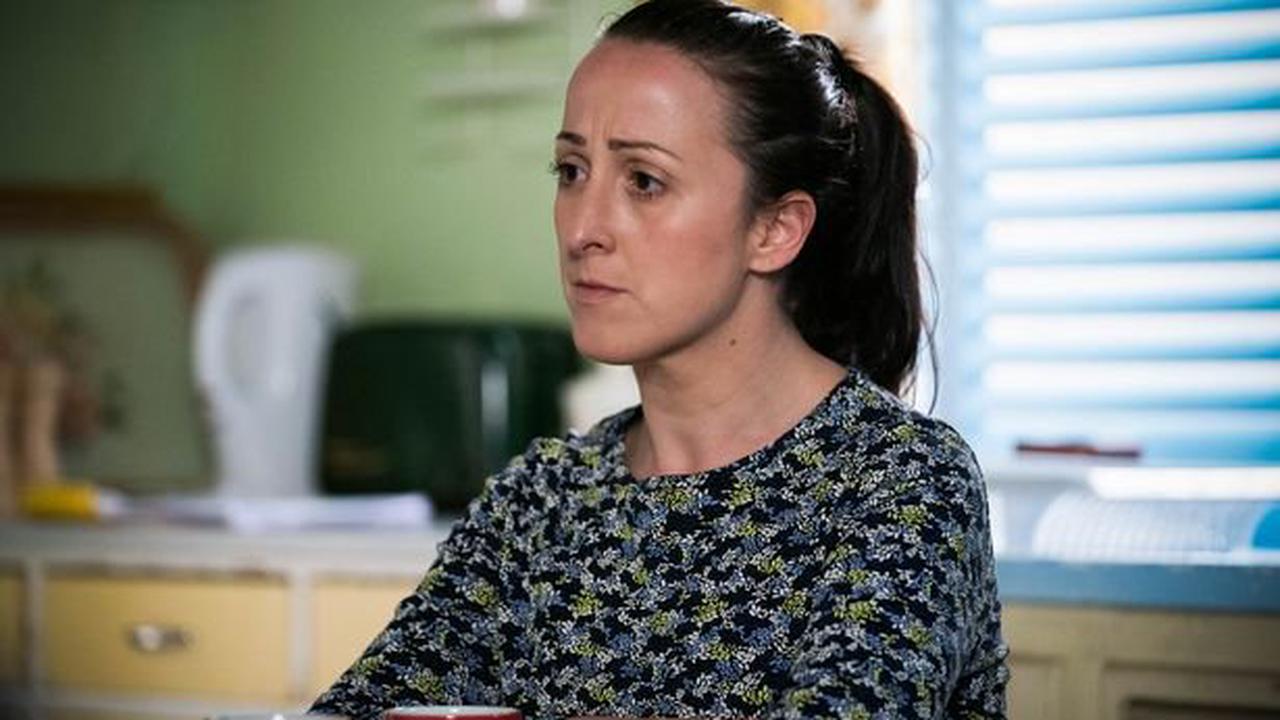 EastEnders' Natalie Cassidy is unrecognisable to soap character as she has glam makeover