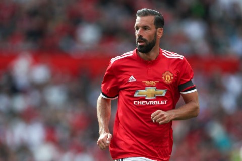 Wayne Rooney has compared Harry Kane to Man Utd great Ruud van Nistelrooy