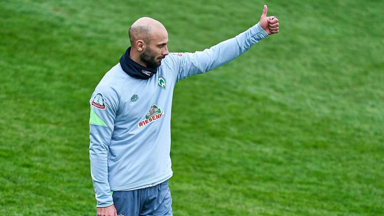 Türkei Ex-Werder-Kapitän Toprak unterschreibt bei Antalyaspor