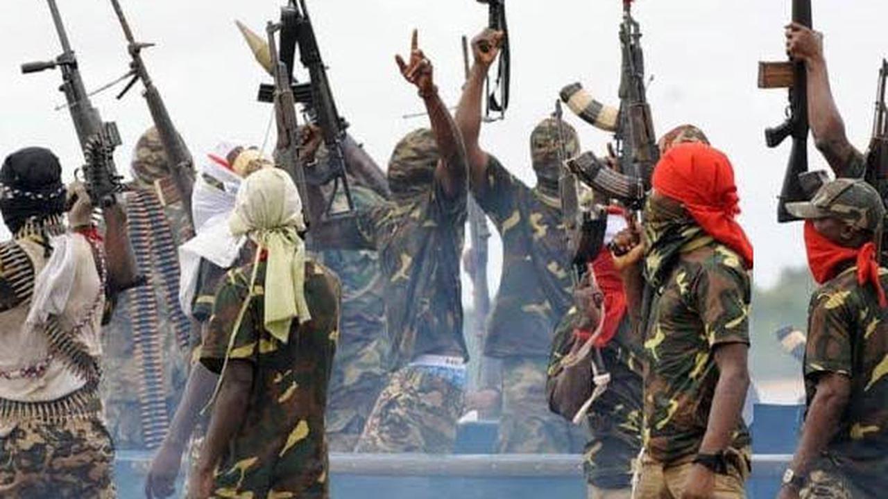 Gunmen Who Beheaded Okechukwu Okoye Give Politicians 48 Hours To Withdraw Soldiers from Southeast