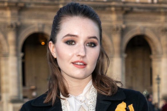 Last Man Standing Star Kaitlyn Dever Drops Series Of Gorgeous Pics While Abroad In Italy Opera News