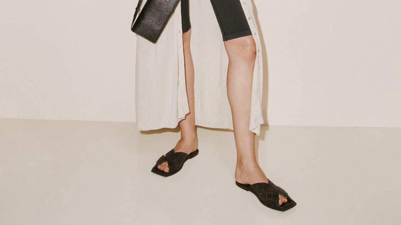 Wahre Wardrobe Staples: Diese zeitlosen Sandalen kommen nie aus der Mode