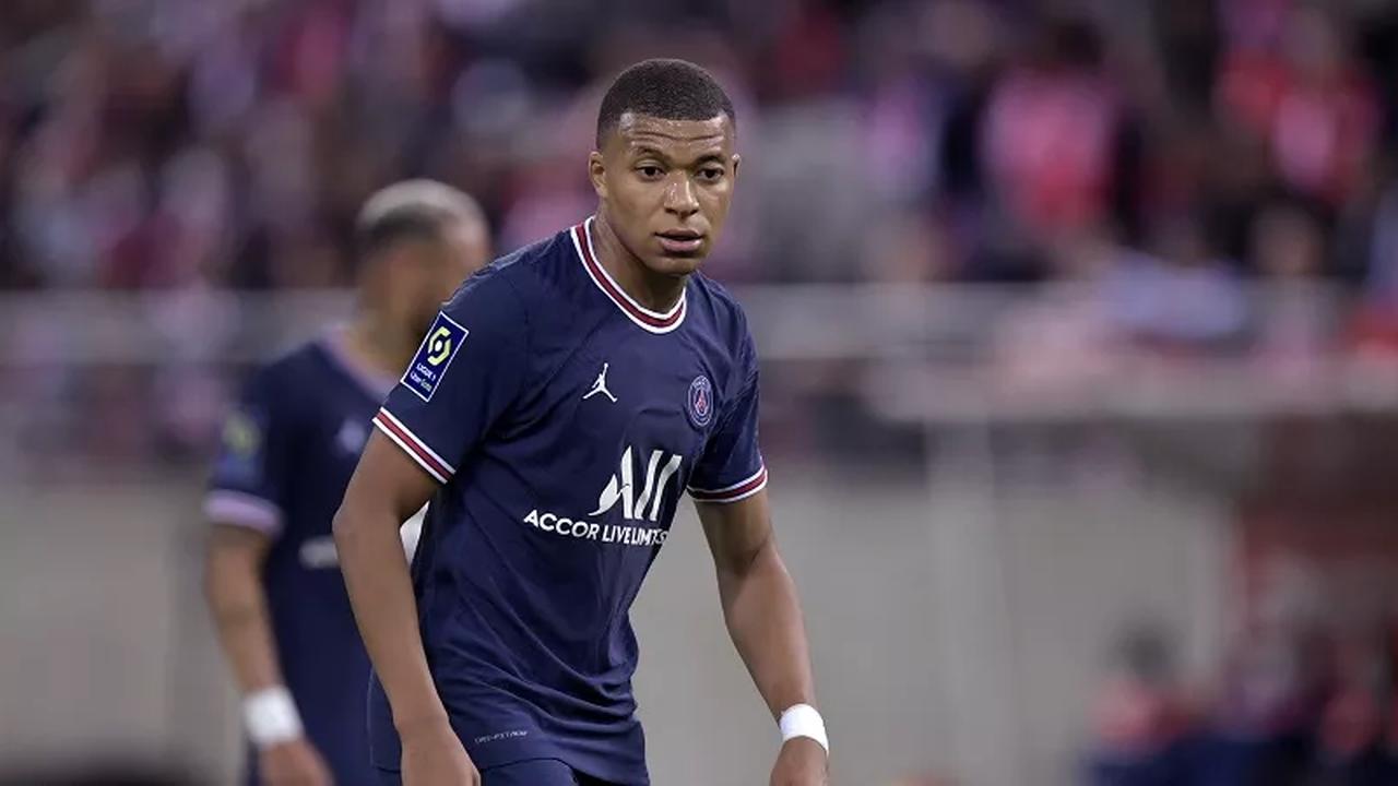 Liverpool transfer round-up: Kylian Mbappe boost as 'perfect' signing identified