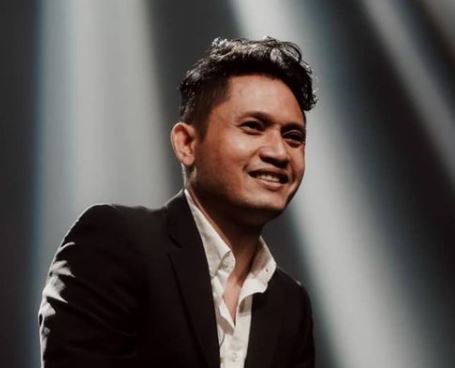 seleb ini dulunya pernah jadi jurnalis © berbagai sumber