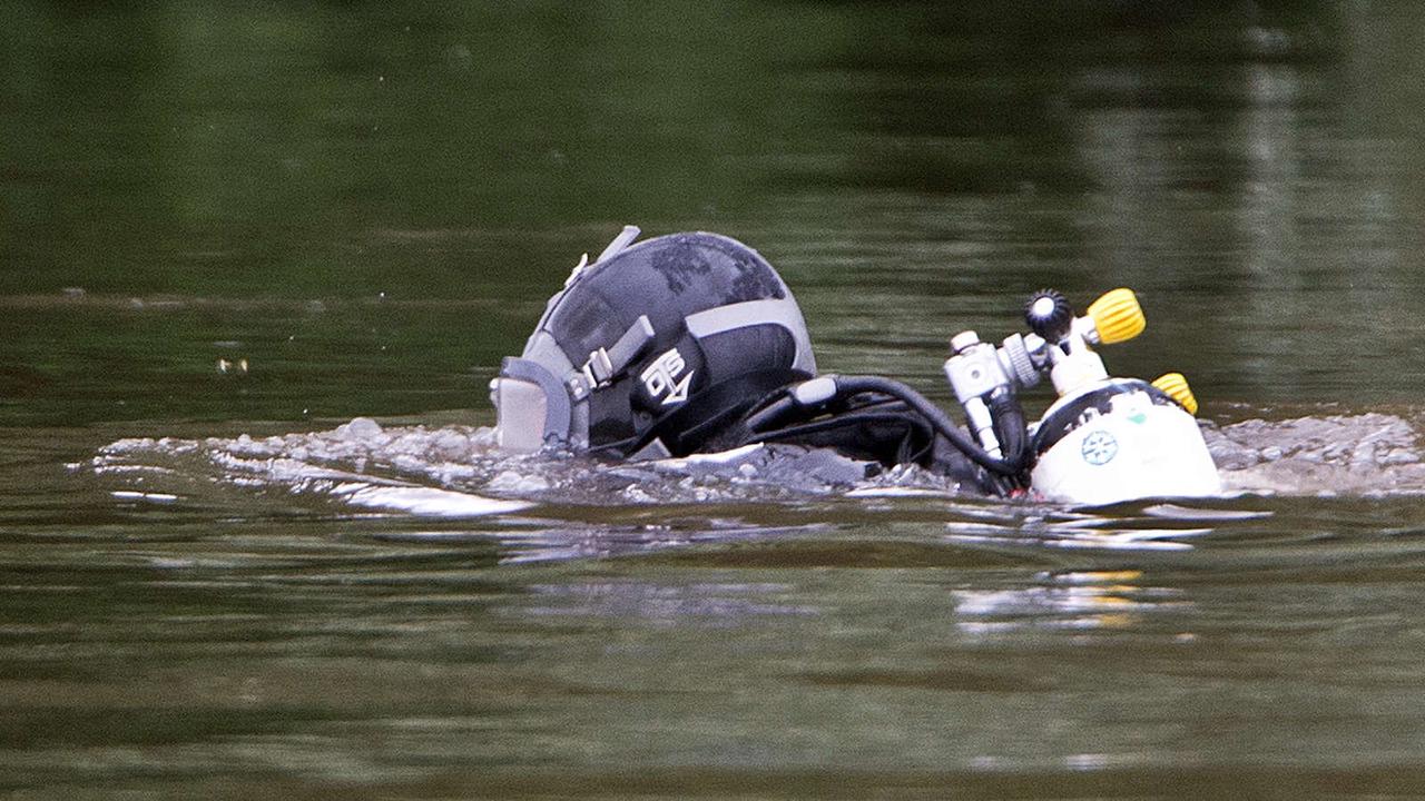 Tragisches Ende einer Vermissten-Suche: Mann nach zwei Wochen leblos aus Fluss geborgen