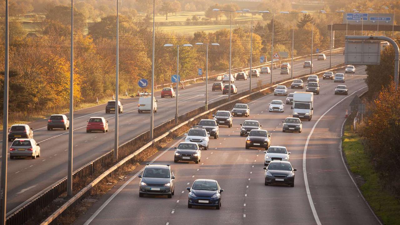 Weekend M11 closures for roadworks prompt concern over congestion and air pollution in Cambridge