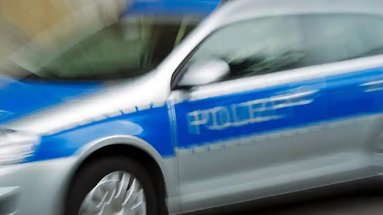 Überfall auf Spielhalle in Erftstadt: Diebe bedrohten Mitarbeiterin und raubten Geld
