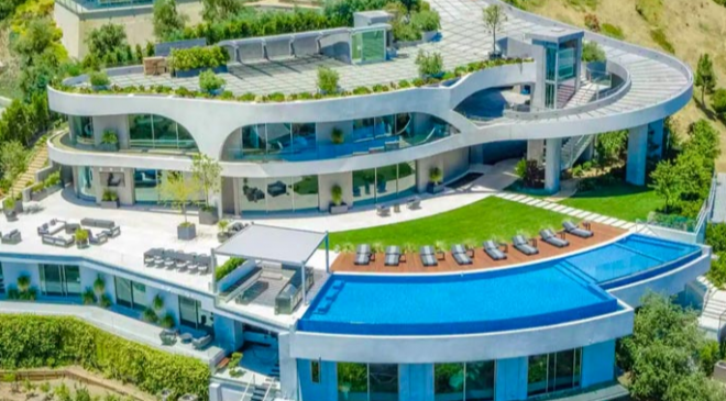 541f6d3f469c2392b80340ca409b5b56 1?source=nlp&quality=uhq&format=webp&resize=720