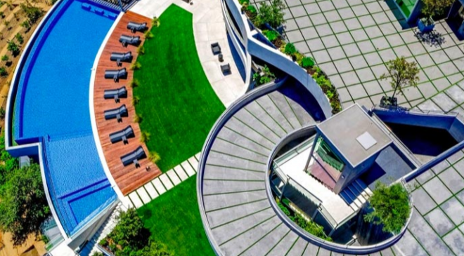 541f6d3f469c2392b80340ca409b5b56 3?source=nlp&quality=uhq&format=webp&resize=720