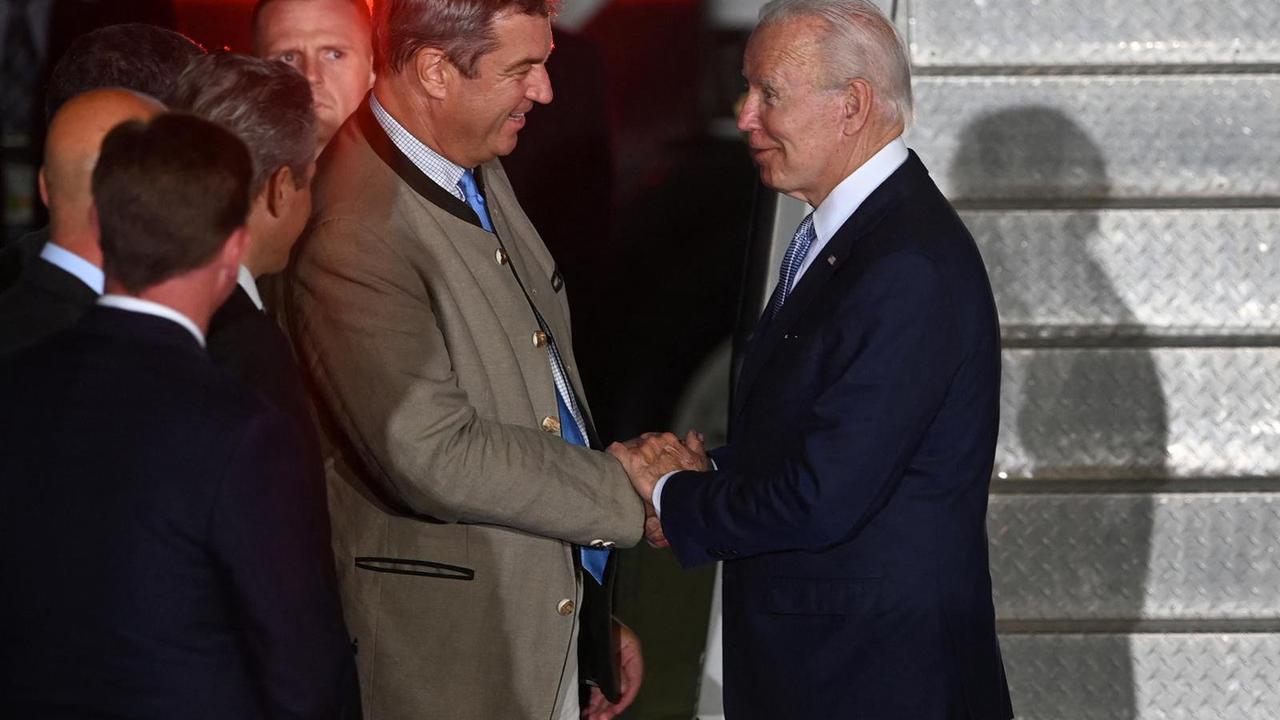G7-Gipfel: Air Force One gelandet – Söder begrüßt Biden, doch Scholz nicht