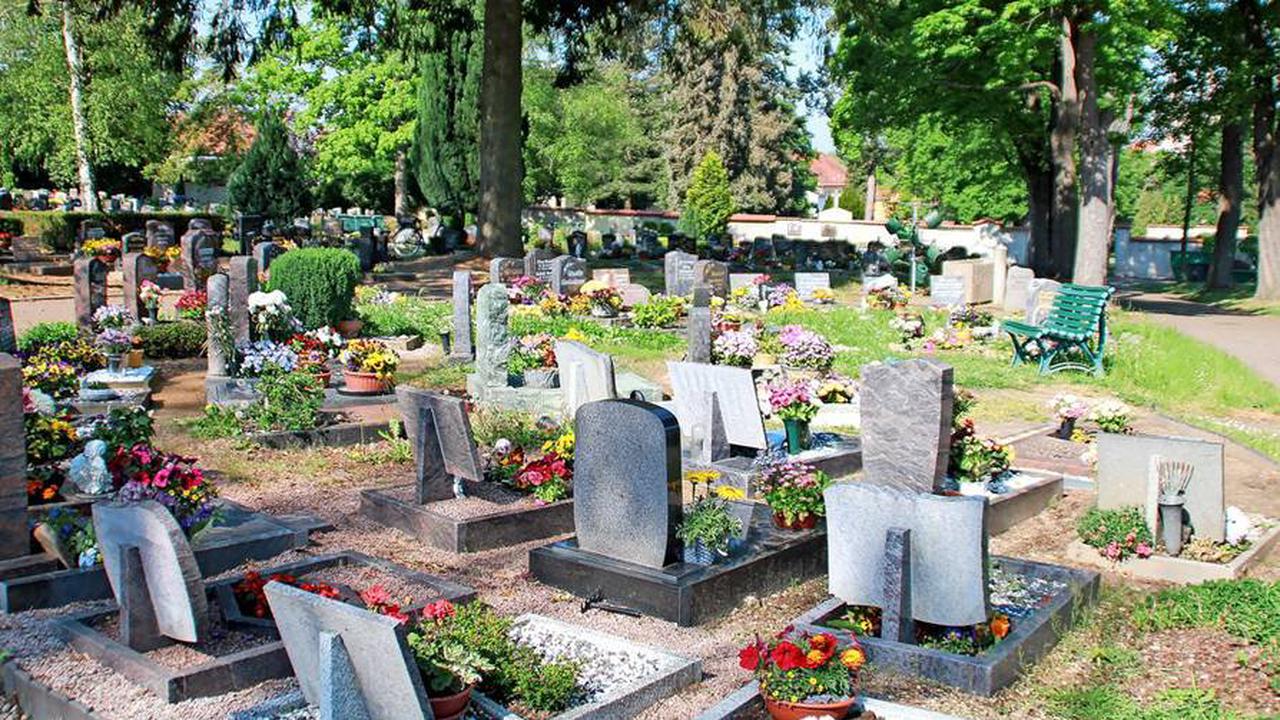 KostenpflichtigCorona macht Bestattungen in Oschatz billiger