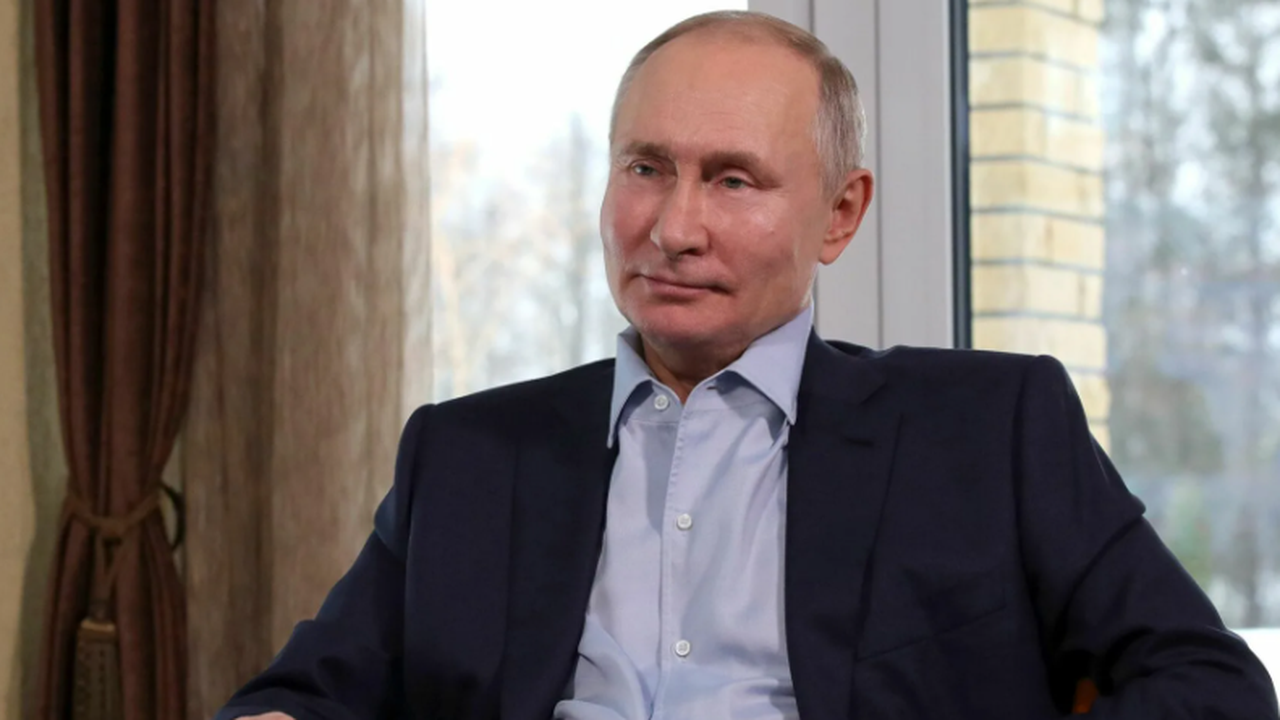 Байден предупредил Путина об угрозе «решительных» санкций