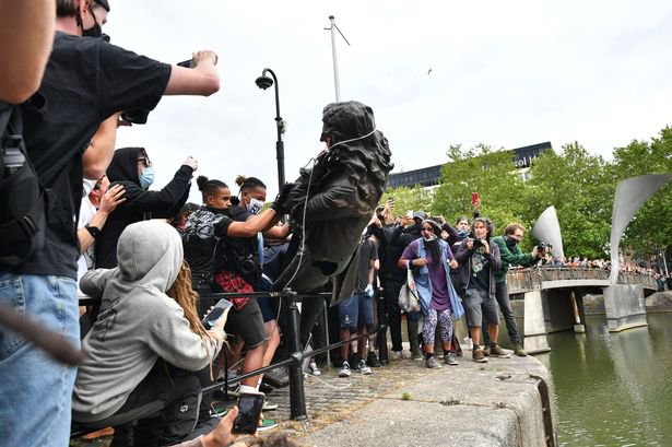 Colston Four protestors acquitted of criminal damage charges for toppling  Bristol slaver statue - Opera News