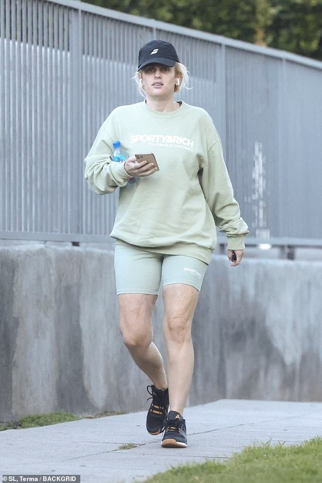 Slimmed Down Rebel Wilson Shows Off Her Toned Legs In Bike Shorts As She Goes For A Brisk Walk In La After She Revealed The Exercise Helped Her Shed A Whopping 35kg