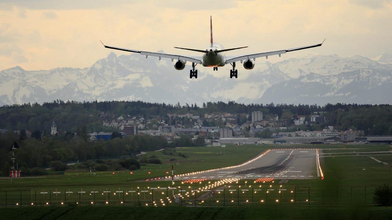 Schweizer Luftverkehr nahm um 30 Prozent zu
