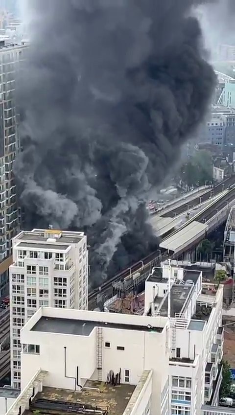 Huge fireball explodes in garage under Elephant and Castle station in London (Video/Photos)