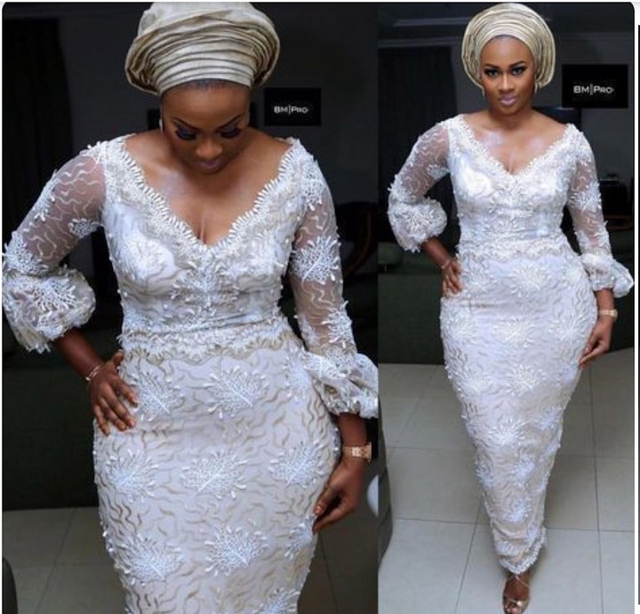 Stunning white lace styles that will make you fall in love with white