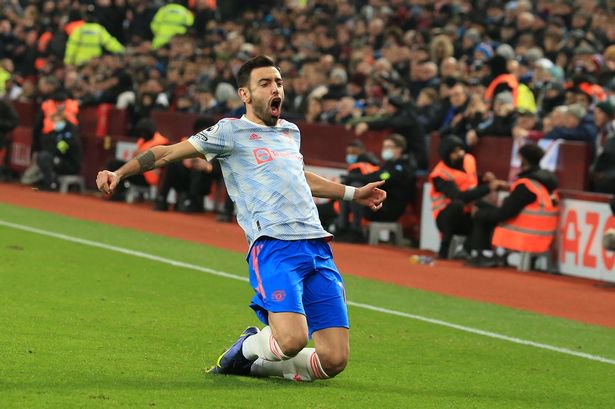 Solskjaer 'declined to ask' Cavani to vacate no.7 shirt for Sancho - Opera  News