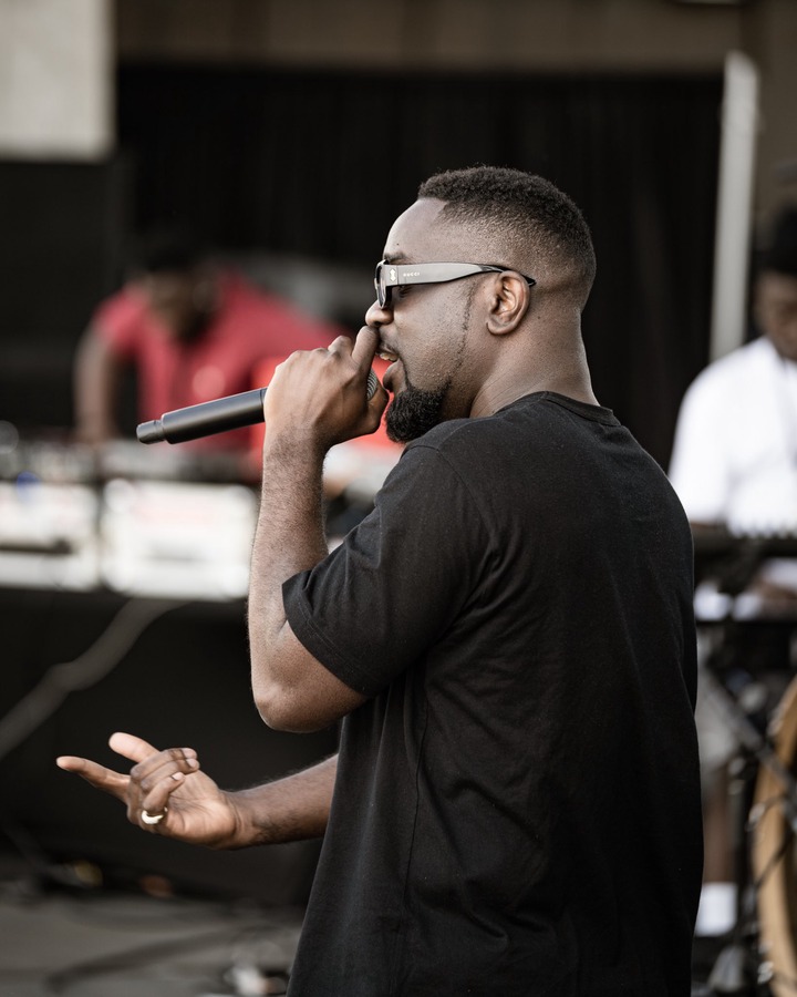 61775d2cdf514ae3b09b8182408ff201?quality=uhq&resize=720