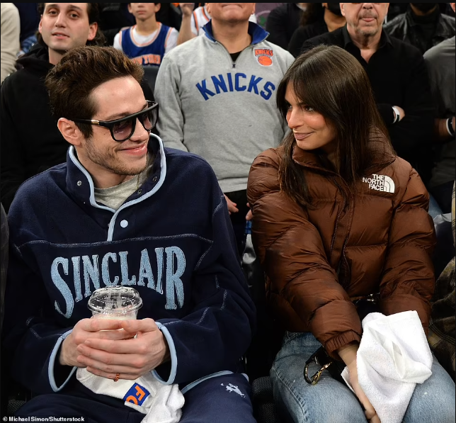 Pete Davidson and Emily Ratajkowski go public with their new?relationship at NBA game in New York (photos)