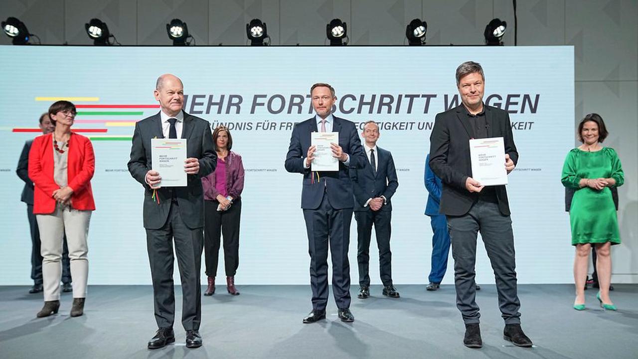 Ampelbündnis steht – SPD, Grüne und FDP unterzeichnen Koalitionsvertrag