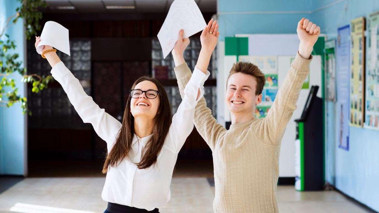 Gcse Results Day 21 Live Updates From Schools Across Grantham Area Opera News