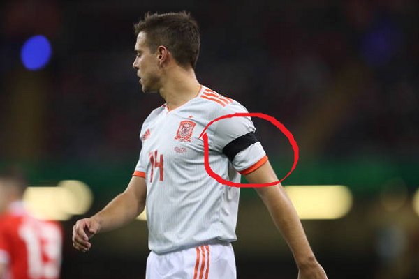 get-to-know-the-2-reasons-why-footballers-wear-black-armbands