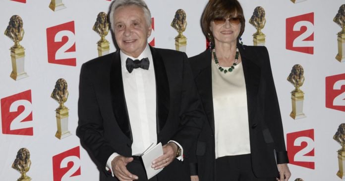 Michel Sardou Pas Facile A Vivre Sa Femme Anne Marie Perier Se Livre Et Devoile Ce Qu Elle Aime Chez Lui Opera News