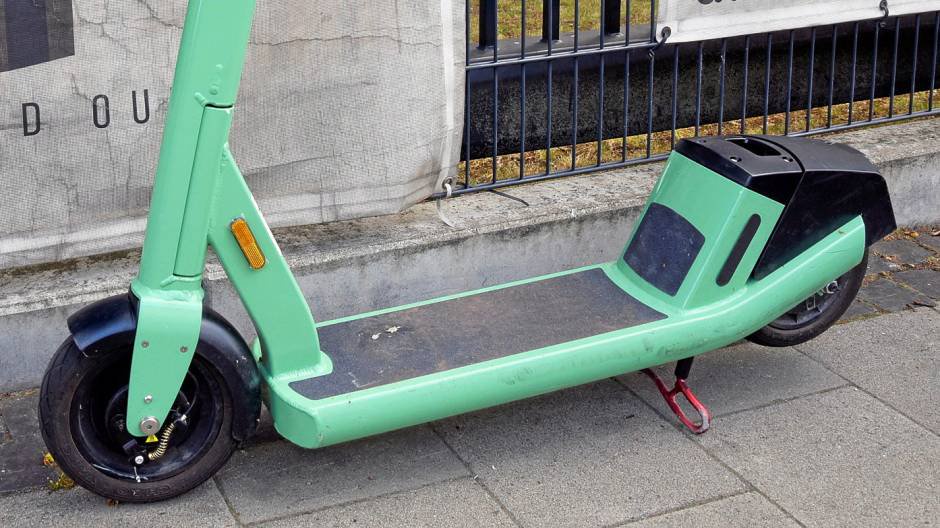 Nun Auch Bolt E Scooter In Braunschweig Opera News