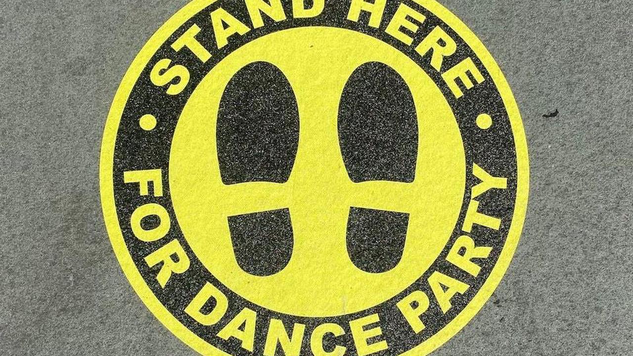 [WATCH] Stand Here for Dance Party: Improv Everywhere's Latest Public Surprise Performance