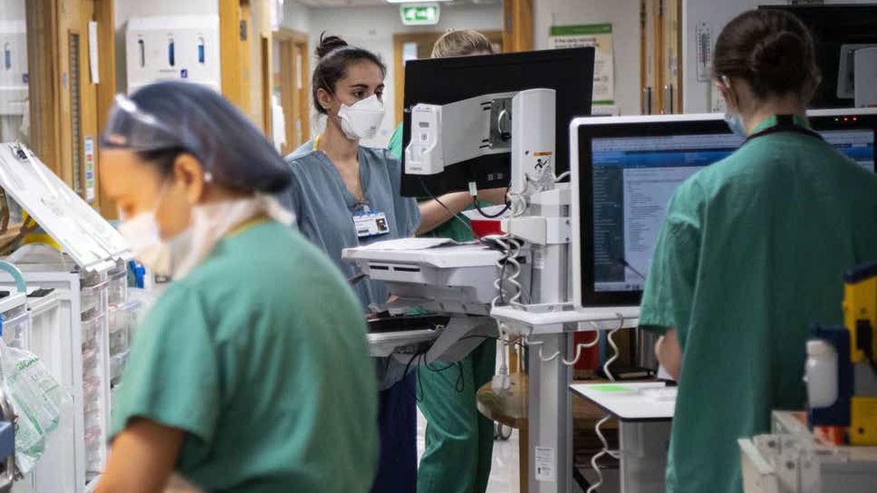 Enhanced sick pay for NHS staff with Covid to be scrapped as infections rise