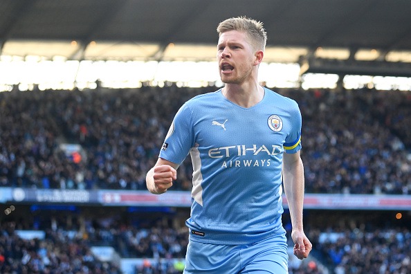 Man City 4-1 Man United LIVE: 'Shameful' United 'a million miles away' as  Kevin De Bruyne and Riyad Mahrez doubles secure derby victory over rivals  at Etihad Stadium - Final score and