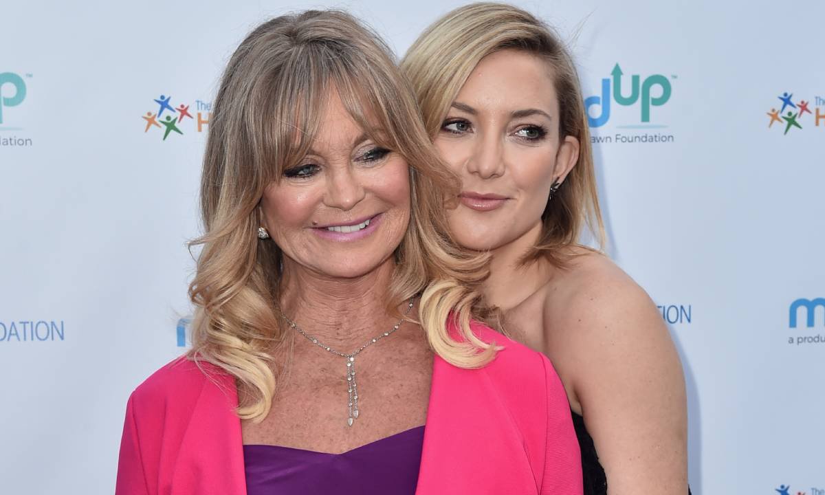 Report Goldie Hawn Kurt Russell Feel Disgusted And Betrayed By Kate Oliver Hudson Opera News