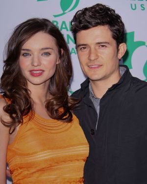 Katy Perry Does Yoga With Orlando Bloom S Ex Miranda Kerr My Gal Opera News [ 720 x 1280 Pixel ]