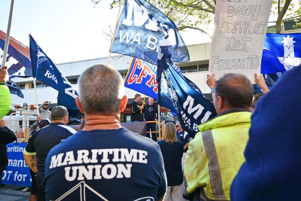 Mua Stand Down Helps Save Bumper Wa Crop Opera News