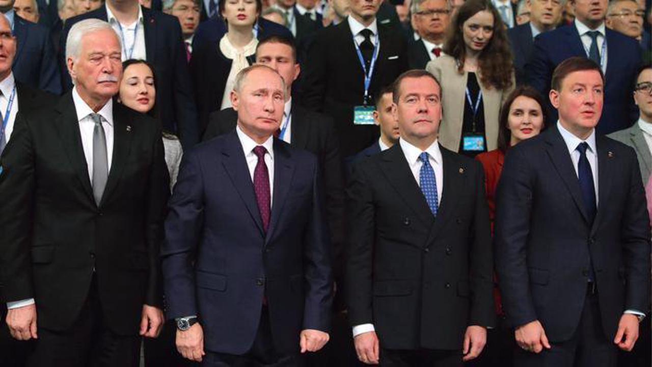 À Moscou, Poutine et ses fidèles va-t-en-guerre confisquent tout le pouvoir