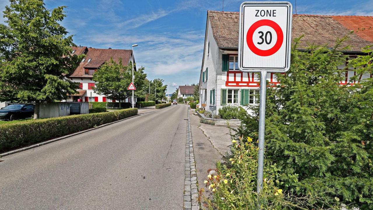 Geschwindigkeitsbegrenzung – Ab Juli wird in Oberglatt Tempo 30 umgesetzt