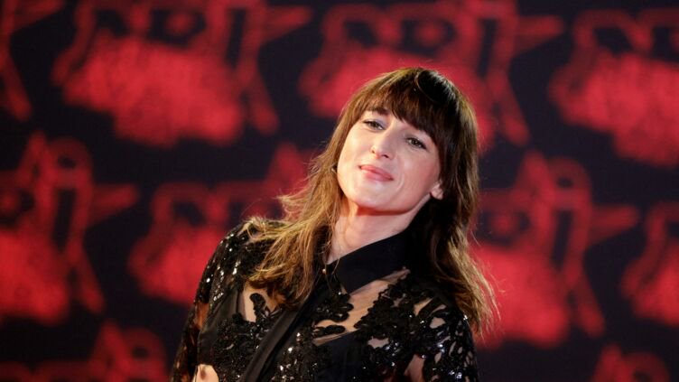 Juliette Armanet Qui Est Son Compagnon Et Pere De Son Bebe Opera News