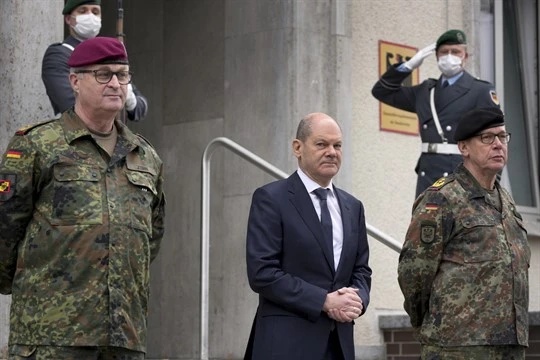 The War in Ukraine Just Caused a Revolution in German Military Affairs -  Opera News