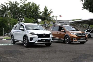 All New Honda BR-V dijajal di sirkuit tertutup di kawasan pabrik Honda di Karawang (29/11)